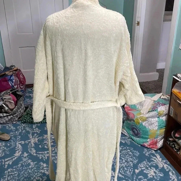 Christian Dior, Turkish cotton cream color bathrobe NWOT - Picture 4 of 8